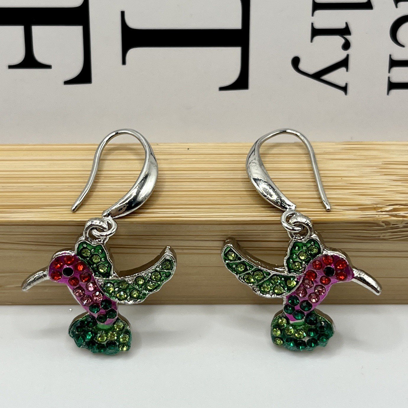 European And American Retro Creative Colorful Hummingbird Shape Diamond Fashion Women's Earrings